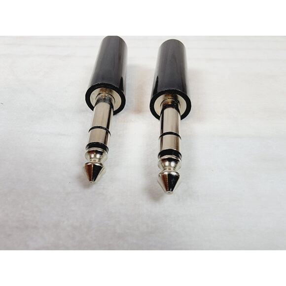 2 SWITCHCRAFT C240 1/4" Mono 2 Conductor Audio Plugs Screw Term & Cable Clamps - Picture 5 of 6